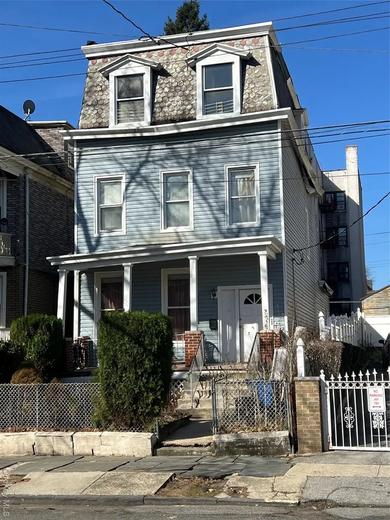 16 N 9th Avenue Mount Vernon NY 10550