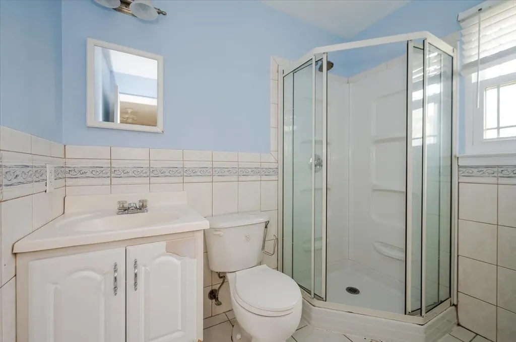 136 Monell Avenue Islip NY 11751