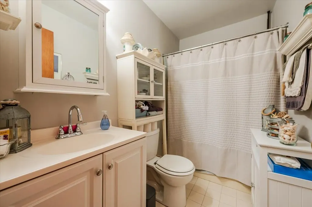 136 Monell Avenue Islip NY 11751