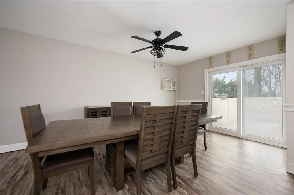 136 Monell Avenue Islip NY 11751