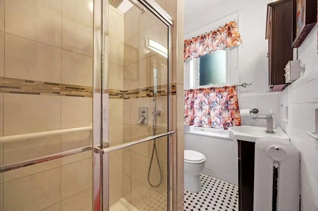 75 Autumn Avenue Brooklyn NY 11208