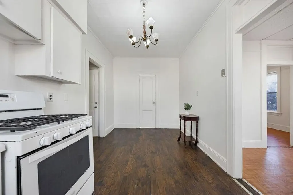 75 Autumn Avenue Brooklyn NY 11208