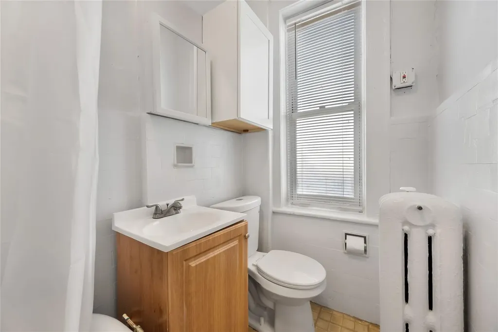 75 Autumn Avenue Brooklyn NY 11208