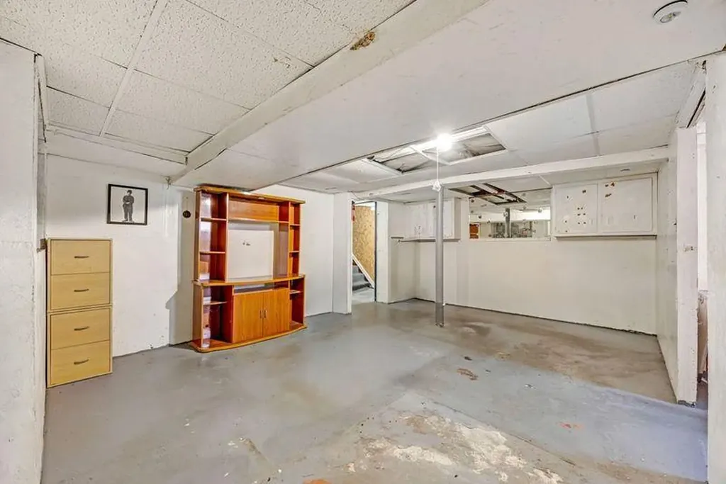 75 Autumn Avenue Brooklyn NY 11208