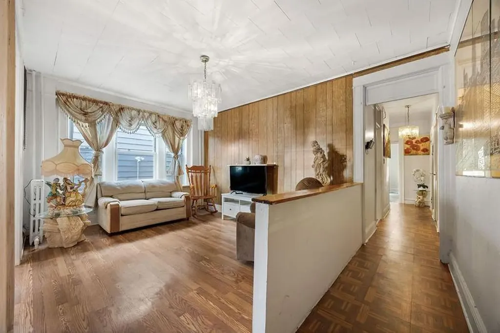 75 Autumn Avenue Brooklyn NY 11208