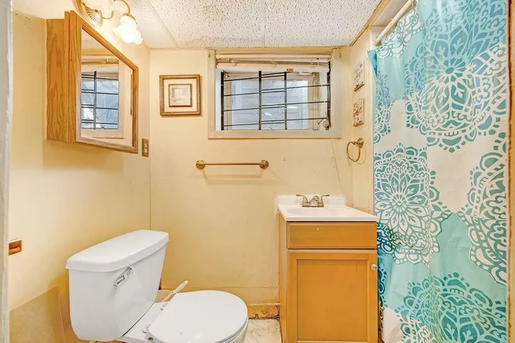 75 Autumn Avenue Brooklyn NY 11208