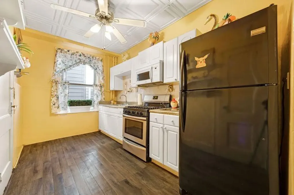 75 Autumn Avenue Brooklyn NY 11208