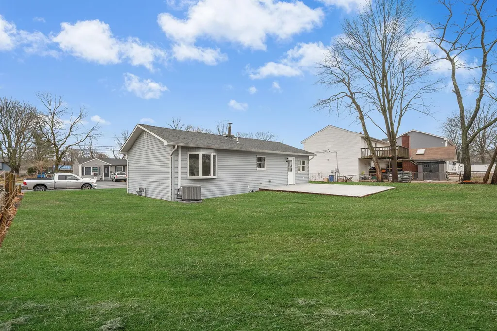 17 20th Avenue Bay Shore NY 11706