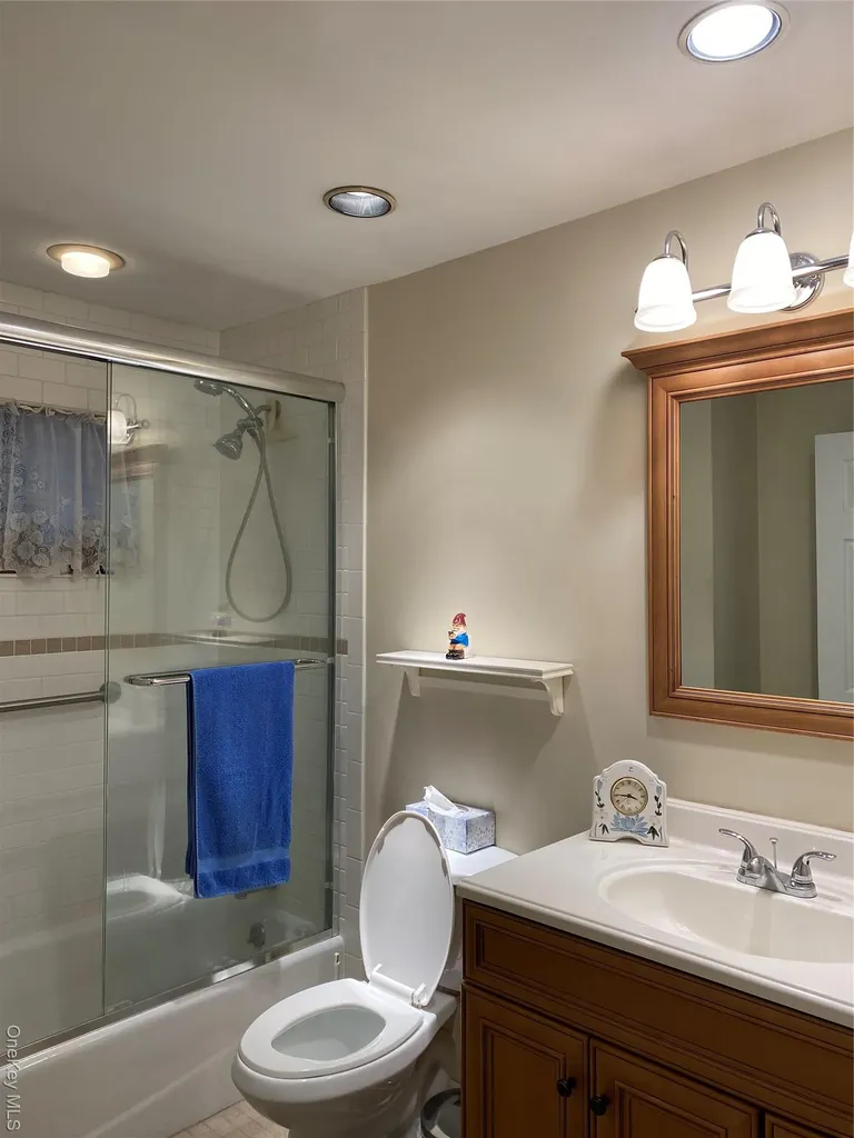 433 Browns Road Nesconset NY 11767