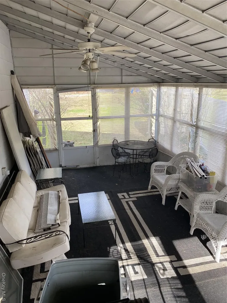 433 Browns Road Nesconset NY 11767