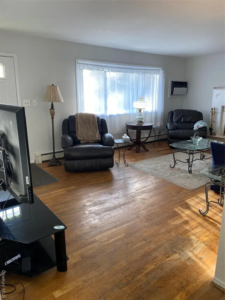 433 Browns Road Nesconset NY 11767
