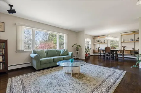 1560 Old Orchard Street Harrison NY 10604