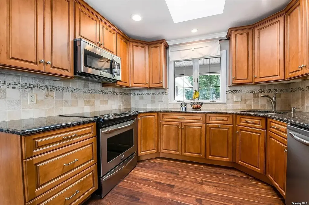57 Sycamore Circle Stony Brook NY 11790