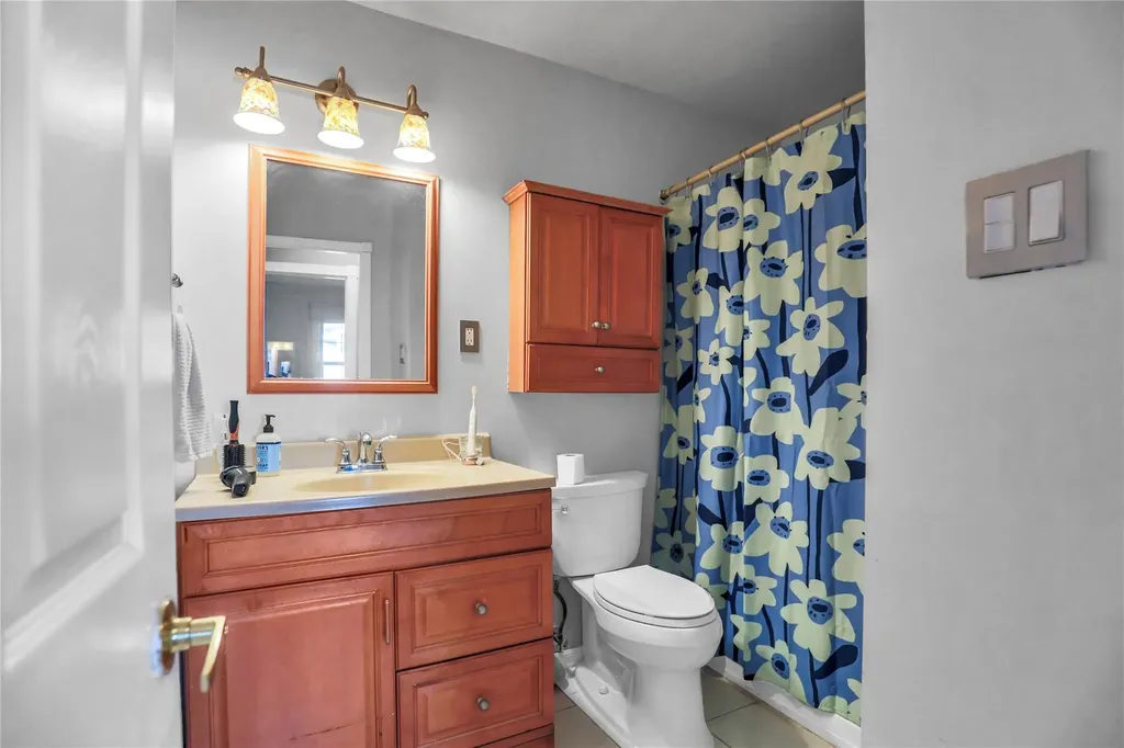 57 Sycamore Circle Stony Brook NY 11790