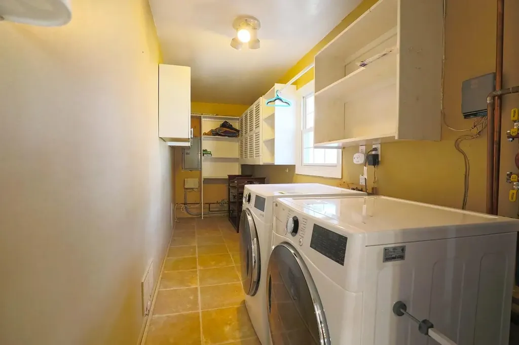 57 Sycamore Circle Stony Brook NY 11790