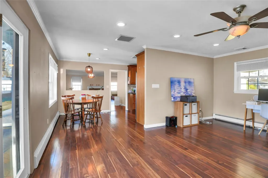 57 Sycamore Circle Stony Brook NY 11790