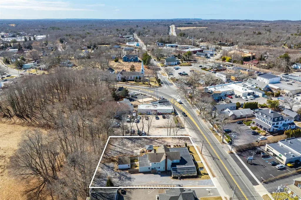 13100 Main Road Mattituck NY 11952