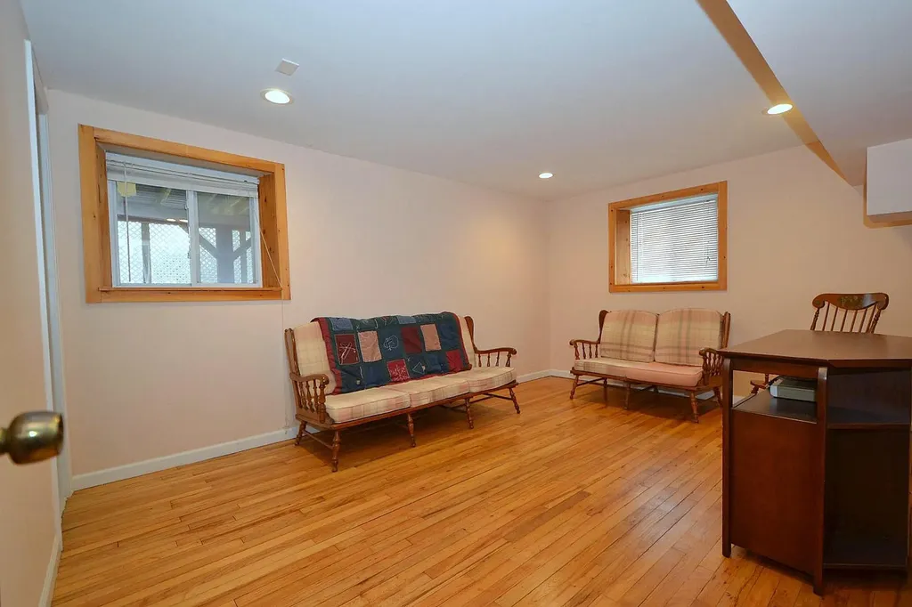 10 Bea Avenue Ronkonkoma NY 11779