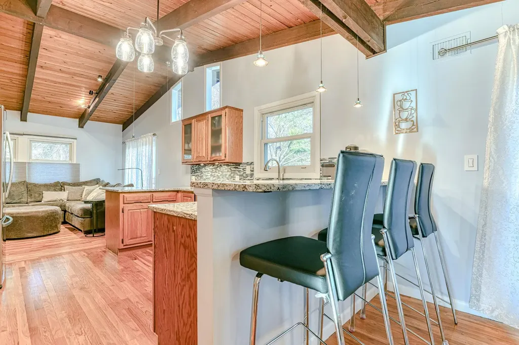 5 Robin Lane West Nyack NY 10994