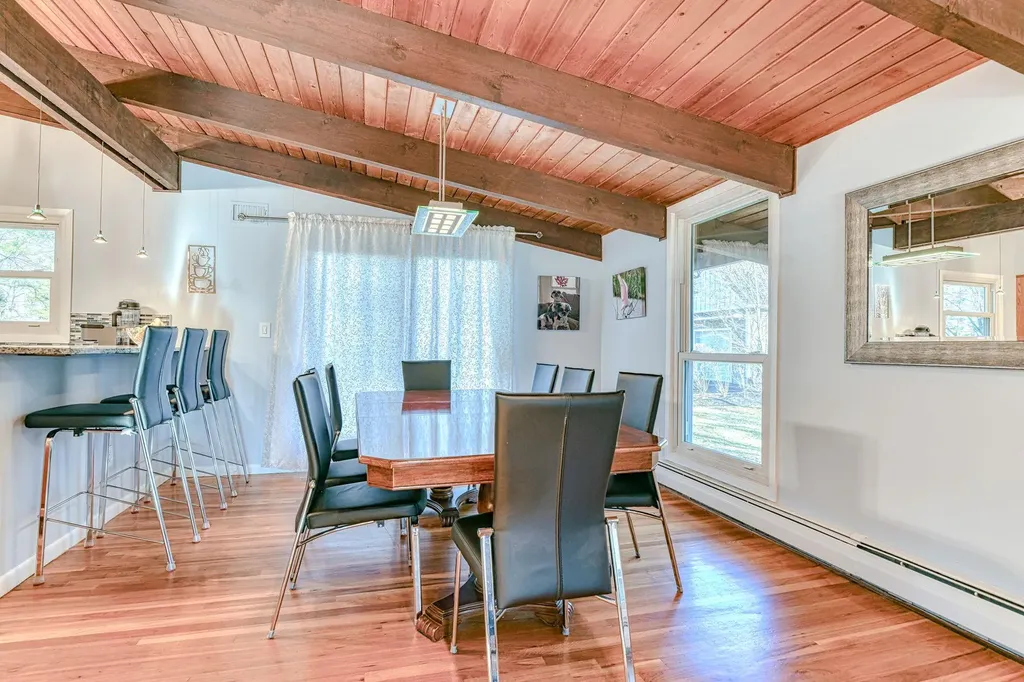 5 Robin Lane West Nyack NY 10994