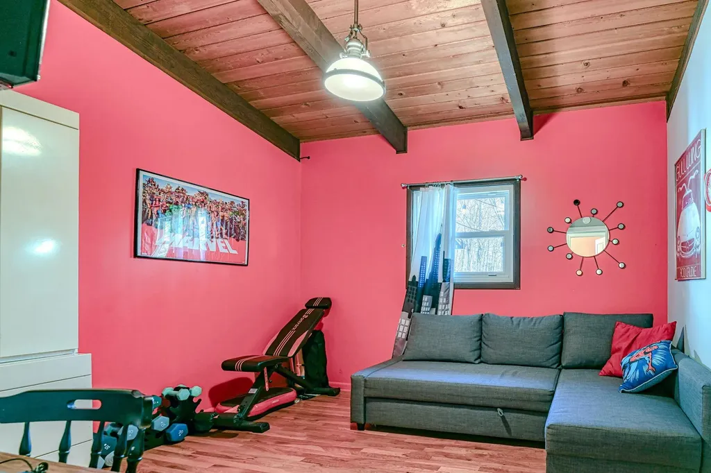 5 Robin Lane West Nyack NY 10994