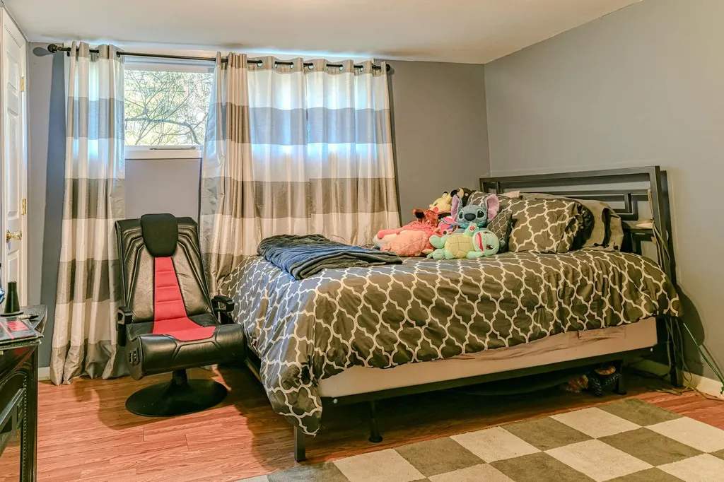5 Robin Lane West Nyack NY 10994