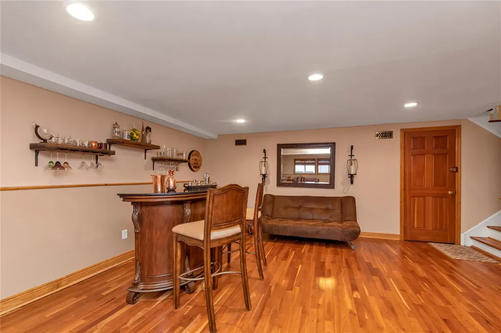355 Divot Road Oceanside NY 11572