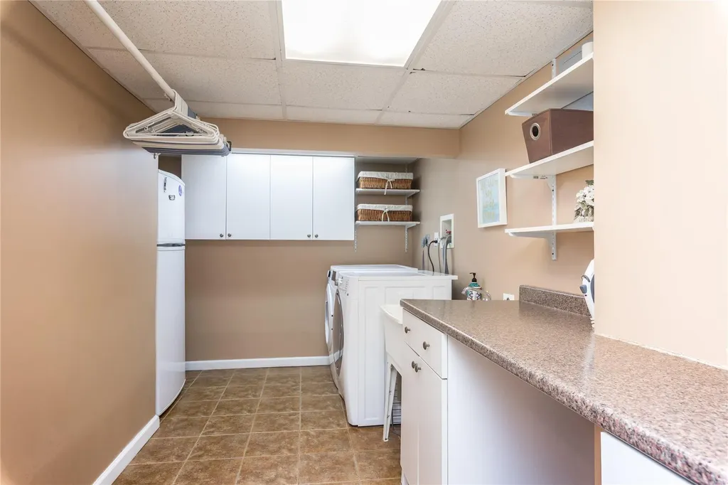 355 Divot Road Oceanside NY 11572
