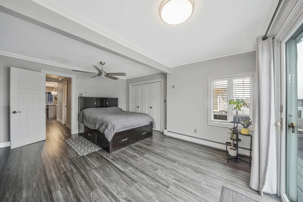 28 W 13th Road Broad Channel NY 11693