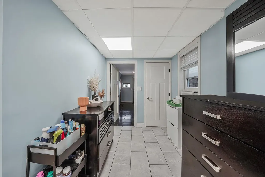 28 W 13th Road Broad Channel NY 11693