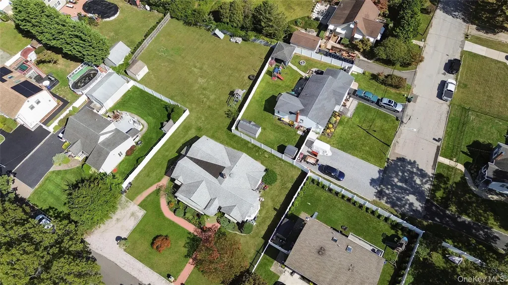 87 Whitman Avenue Islip NY 11751