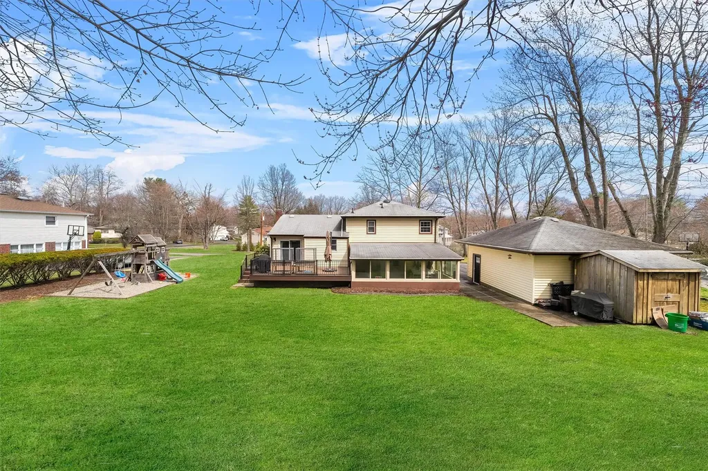 17 Birch Drive Nanuet NY 10954