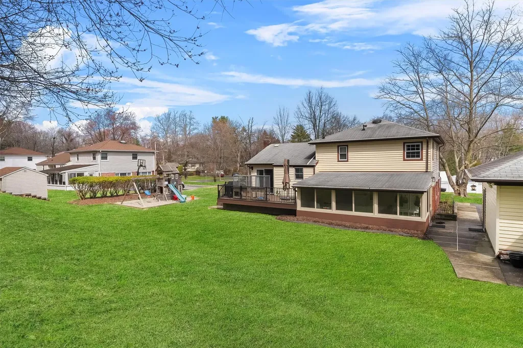 17 Birch Drive Nanuet NY 10954