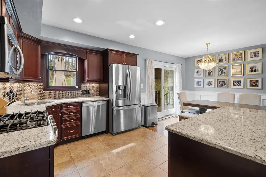 17 Birch Drive Nanuet NY 10954