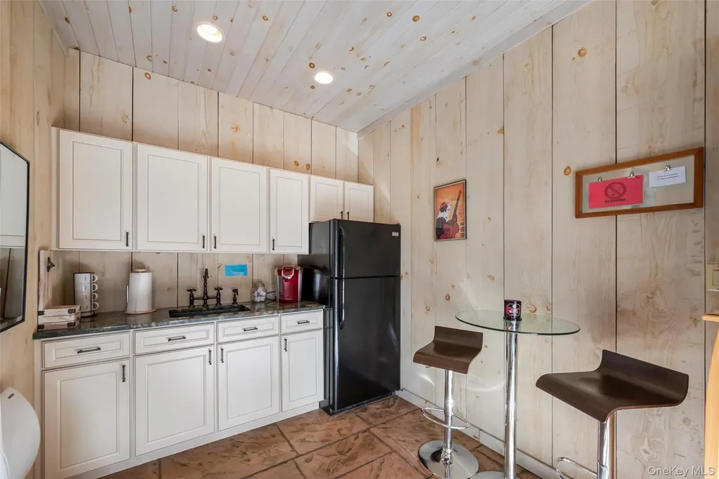 252 Sinsabaugh Road Pine Bush NY 12566