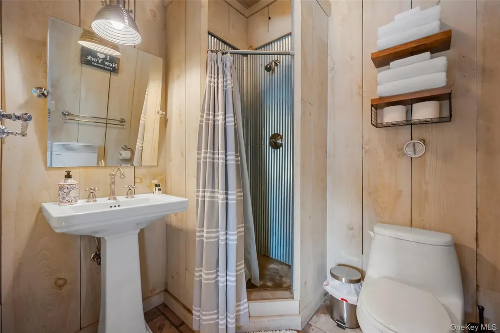 252 Sinsabaugh Road Pine Bush NY 12566