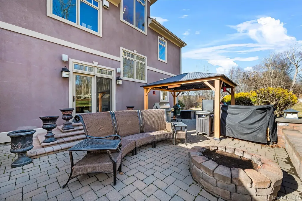 252 Sinsabaugh Road Pine Bush NY 12566