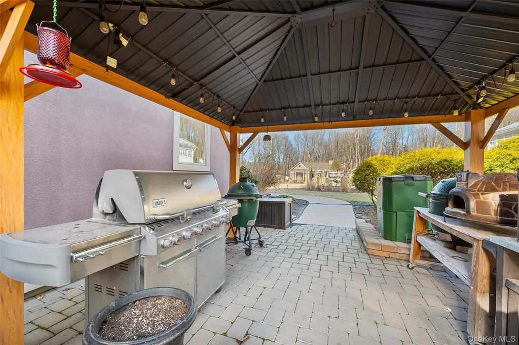 252 Sinsabaugh Road Pine Bush NY 12566