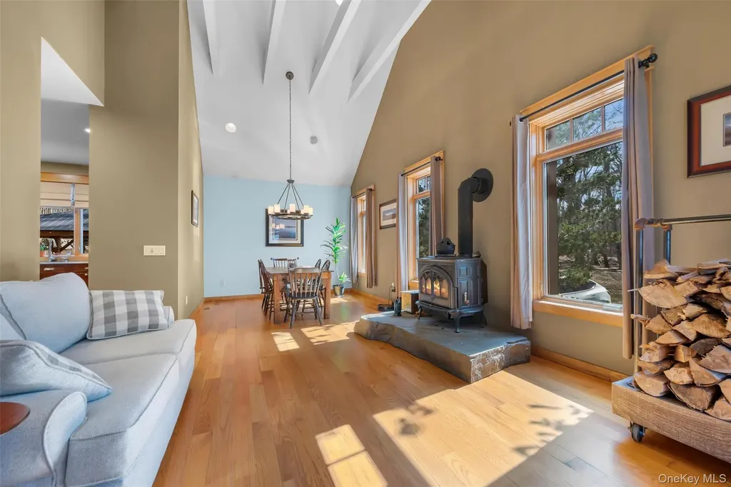 252 Sinsabaugh Road Pine Bush NY 12566