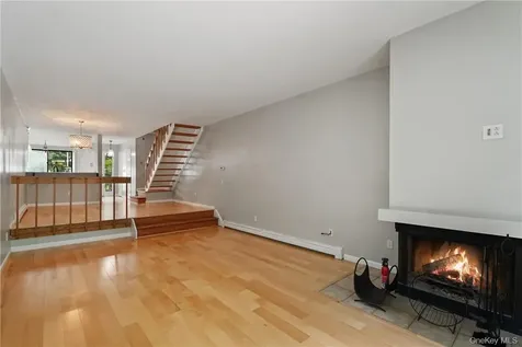 118 Round Hill Road Dobbs Ferry NY 10522