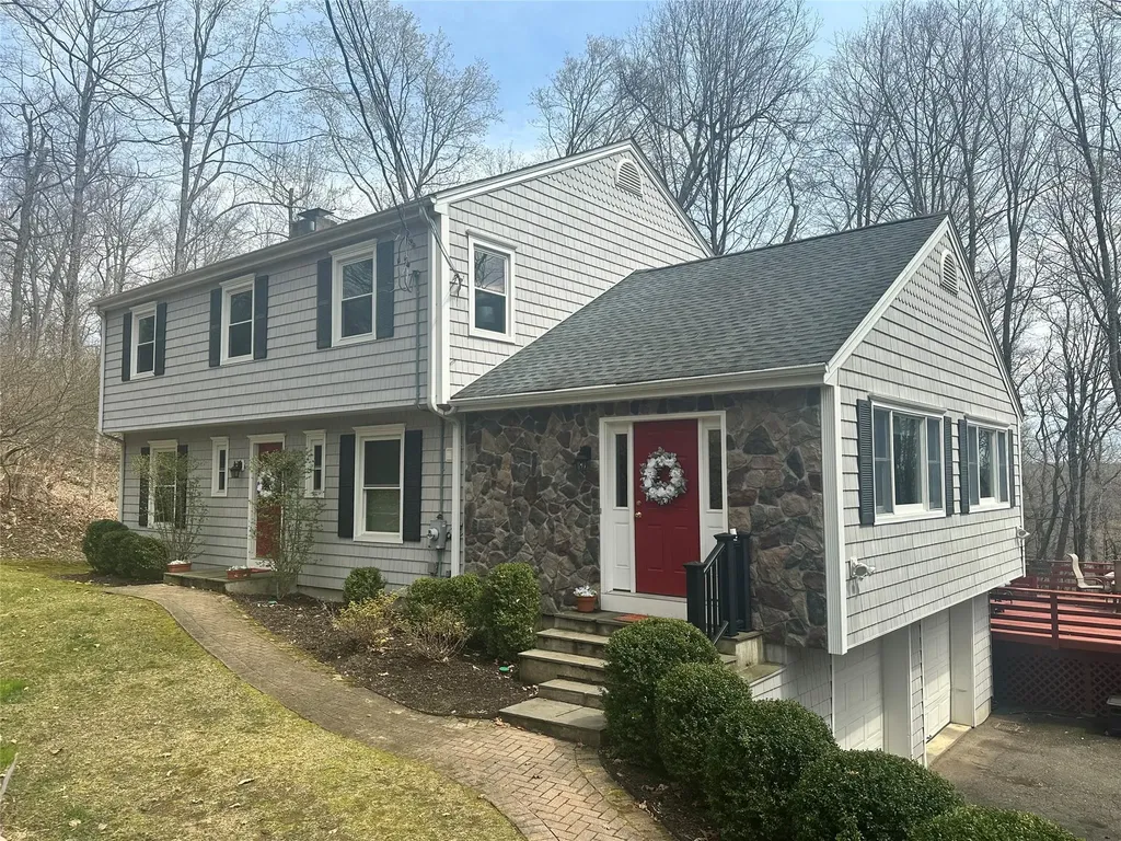 12 Kavey Lane Armonk NY 10504