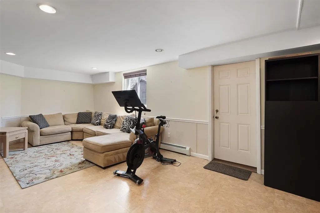 12 Kavey Lane Armonk NY 10504