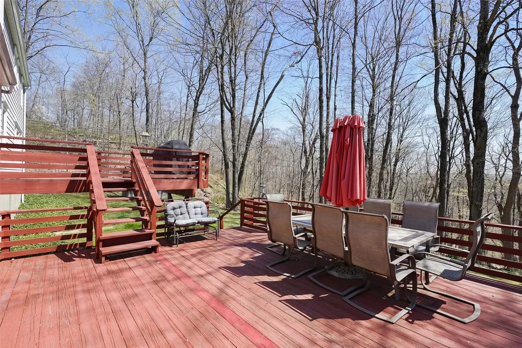 12 Kavey Lane Armonk NY 10504