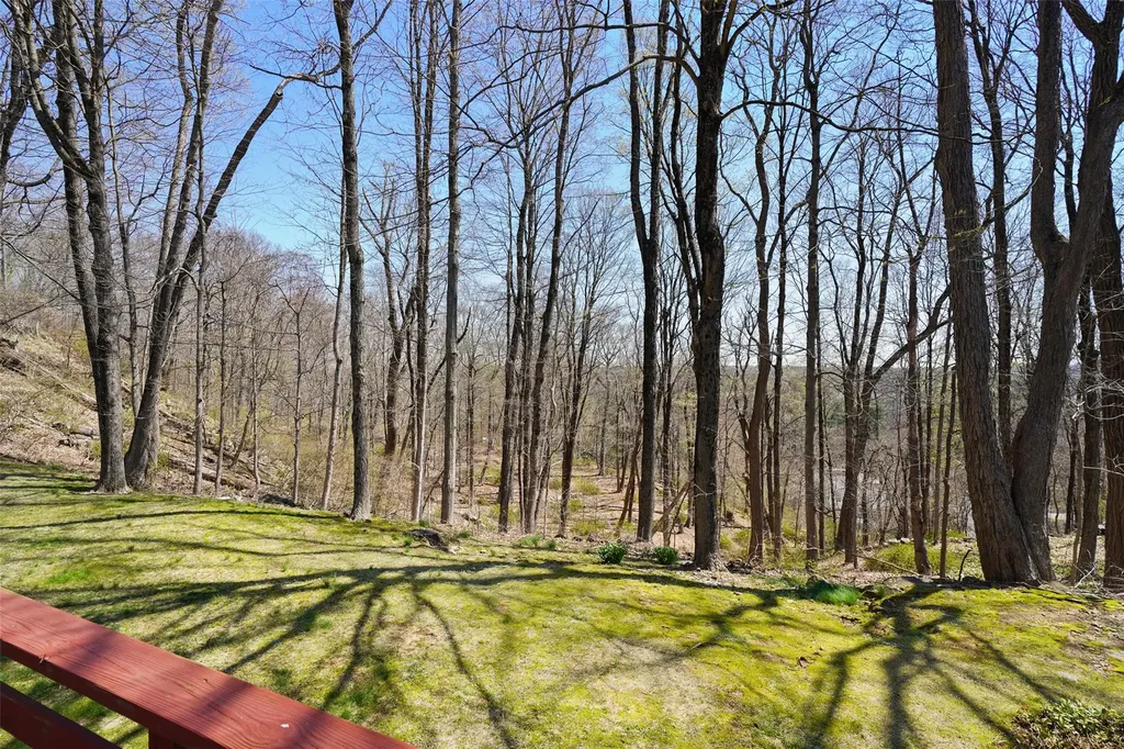 12 Kavey Lane Armonk NY 10504