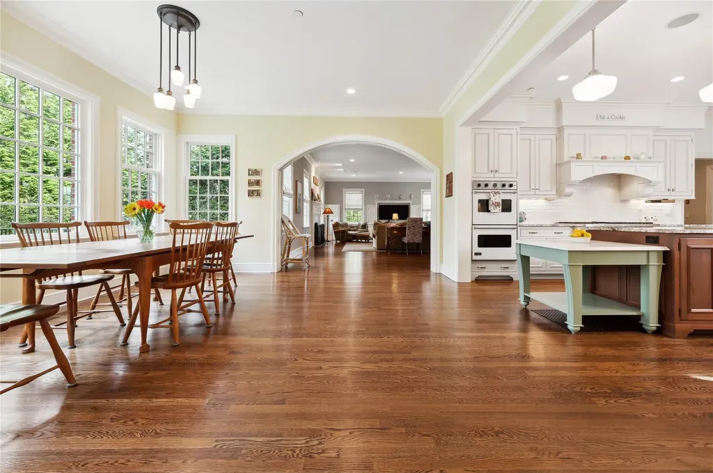 57 Old Orchard Lane Scarsdale NY 10583