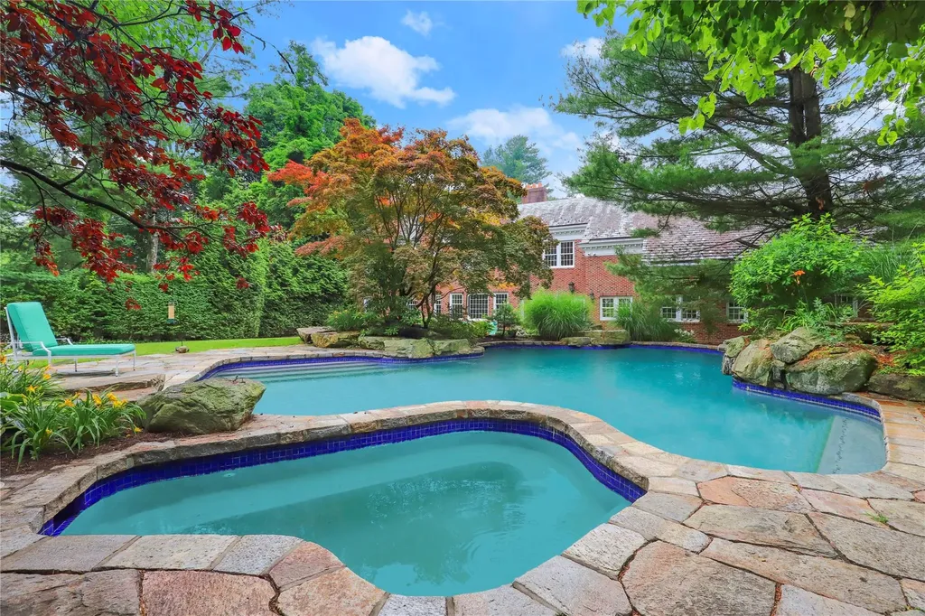 57 Old Orchard Lane Scarsdale NY 10583