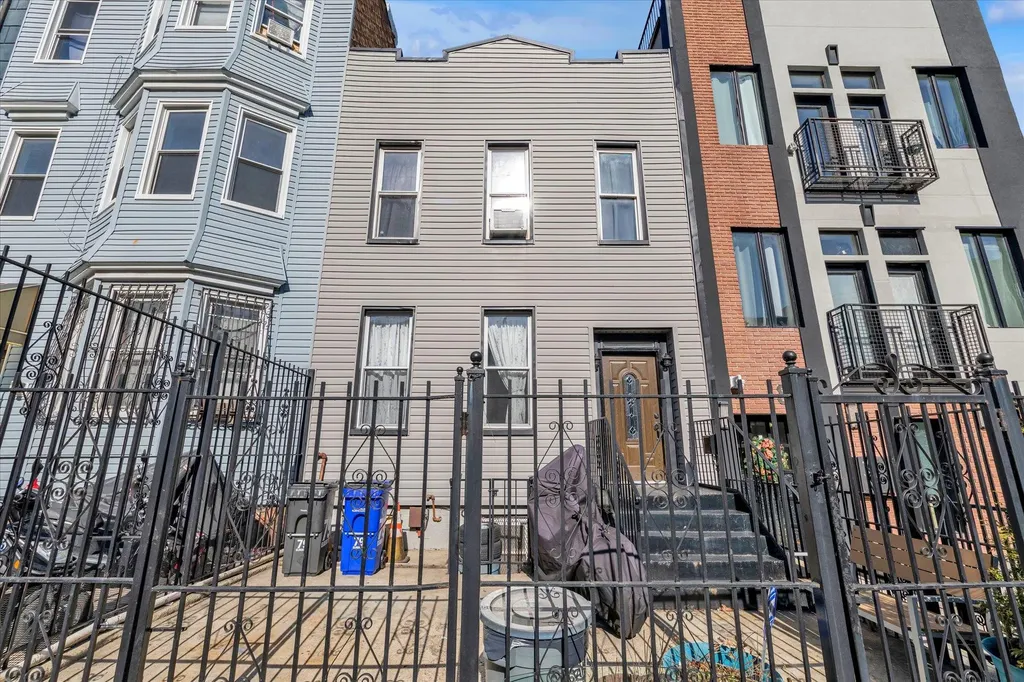 79 Eldert Street Brooklyn NY 11207