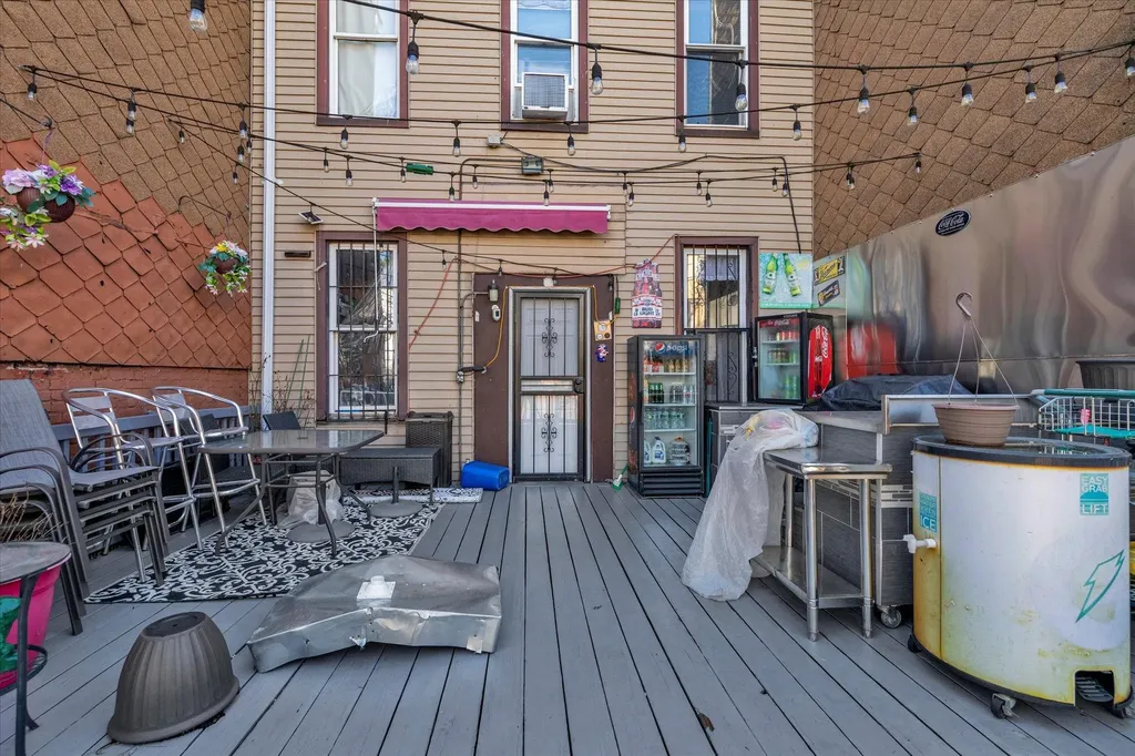 79 Eldert Street Brooklyn NY 11207