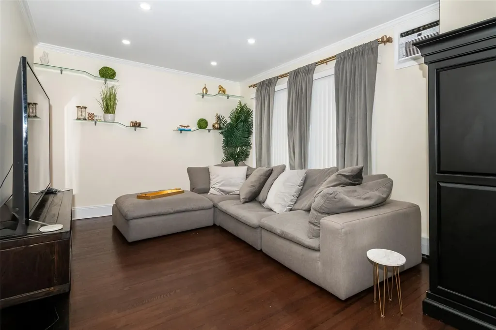 96 Sumner Avenue Yonkers NY 10704
