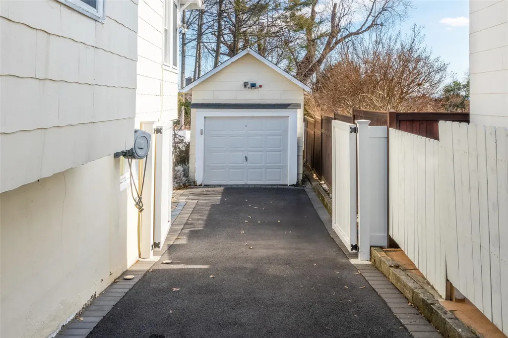 96 Sumner Avenue Yonkers NY 10704
